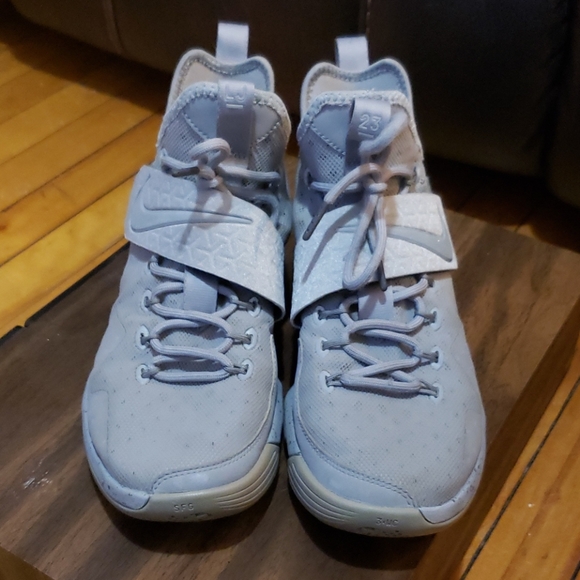 Mens sneakers - Picture 1 of 6